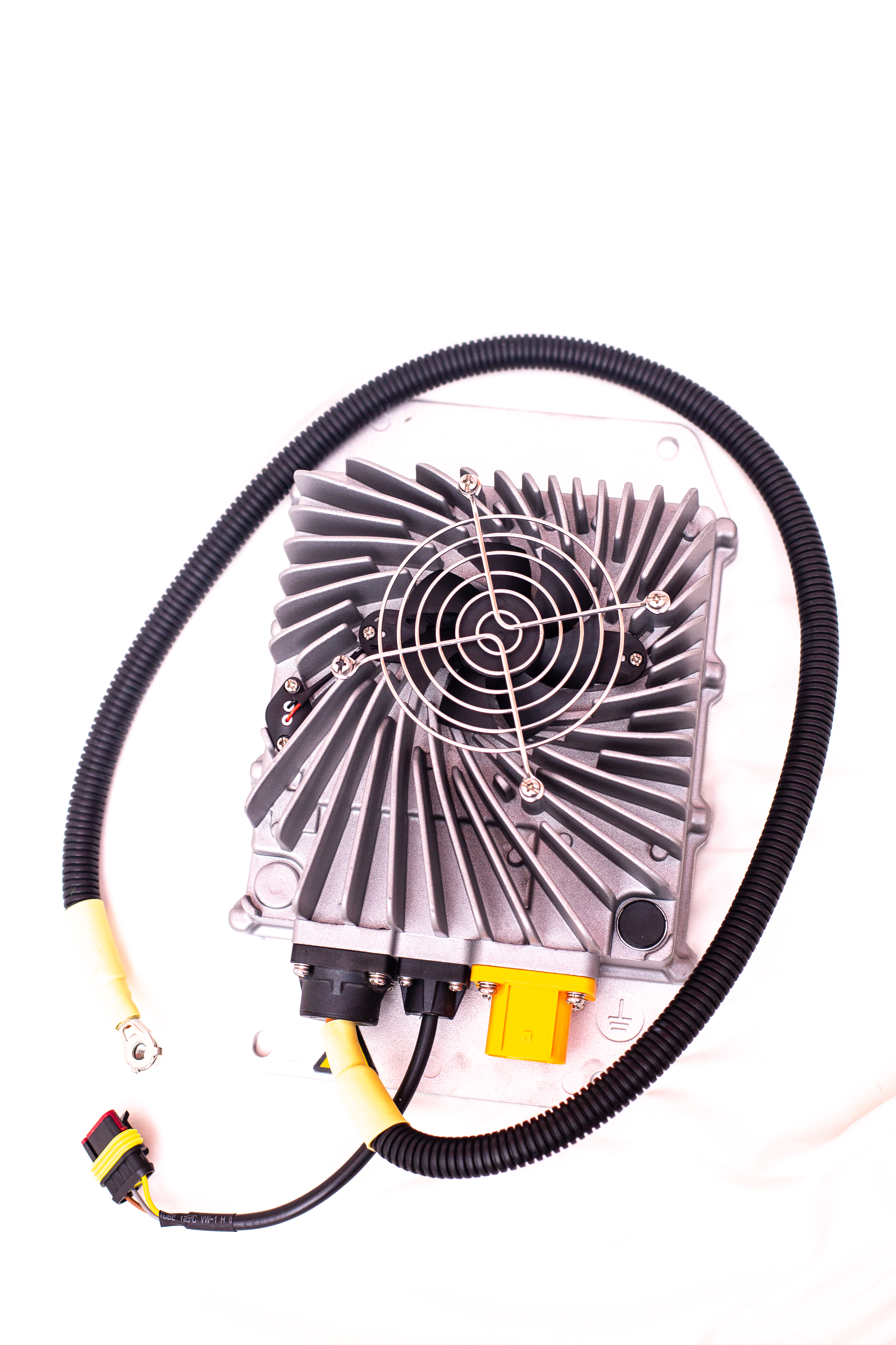 1.5KW DCDC Converter 320V to 14V 110A High Voltage Convert to Low Voltage Automatic