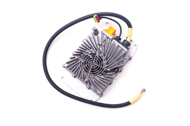 1.5KW DCDC Converter 320V to 14V 110A High Voltage Convert to Low Voltage Automatic